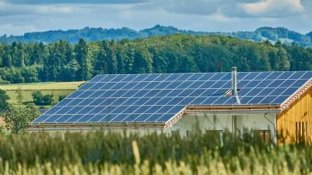 Magasabb adókedvezmény kapható energiahatékonysági célokat szolgáló beruházások és felújítások megvalósítása után